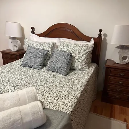 بيت ضيافة Costa Do Castelo *